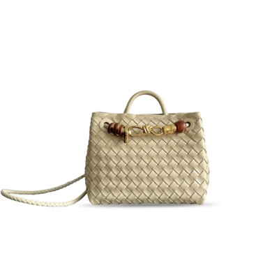 BOTTEGA VENETA SMALL ANDIAMO CREAMY YELLOW BAG 743568 (25*22*10.5cm) 